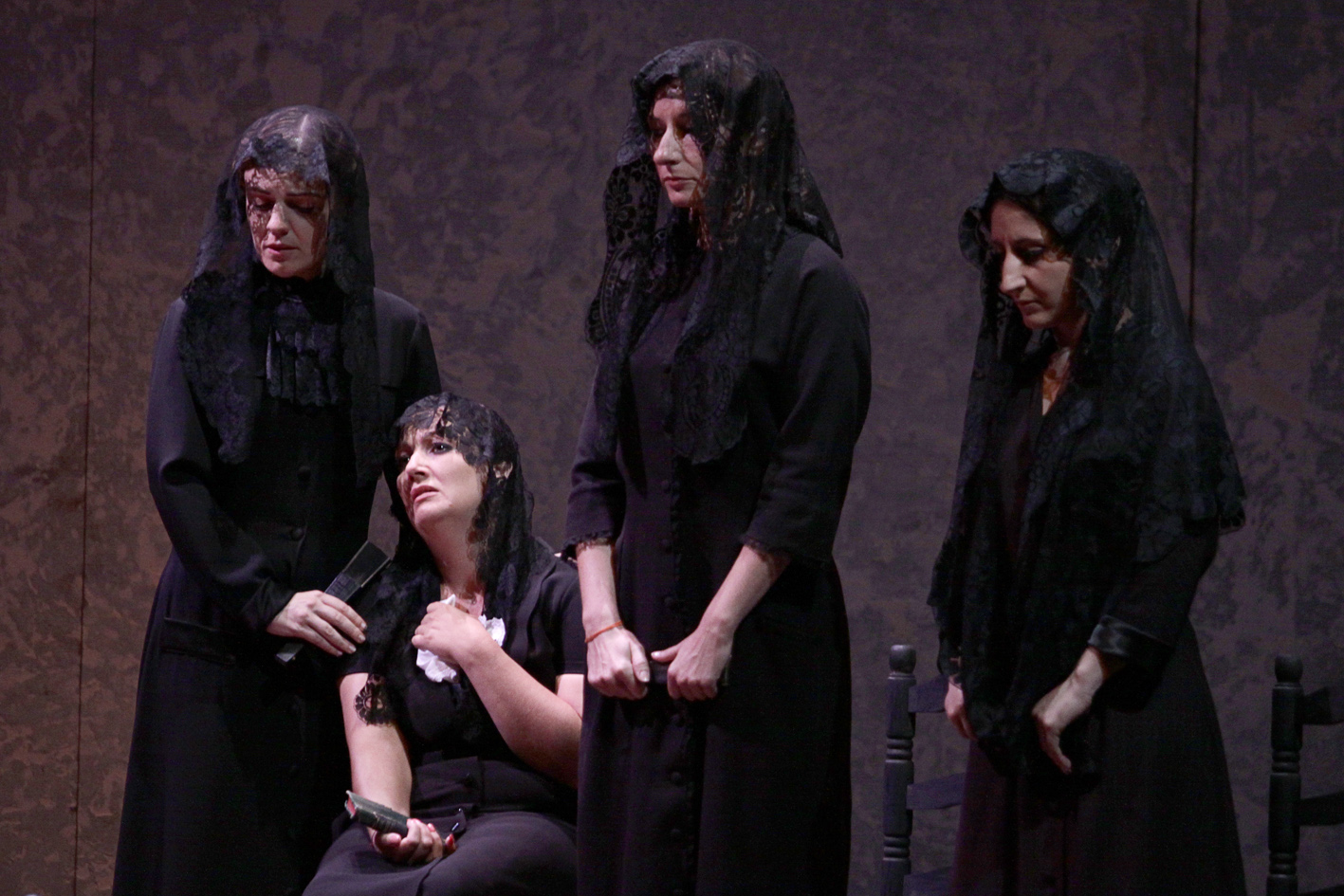 La-casa-de-Bernarda-Alba-06-Santander09-1-1