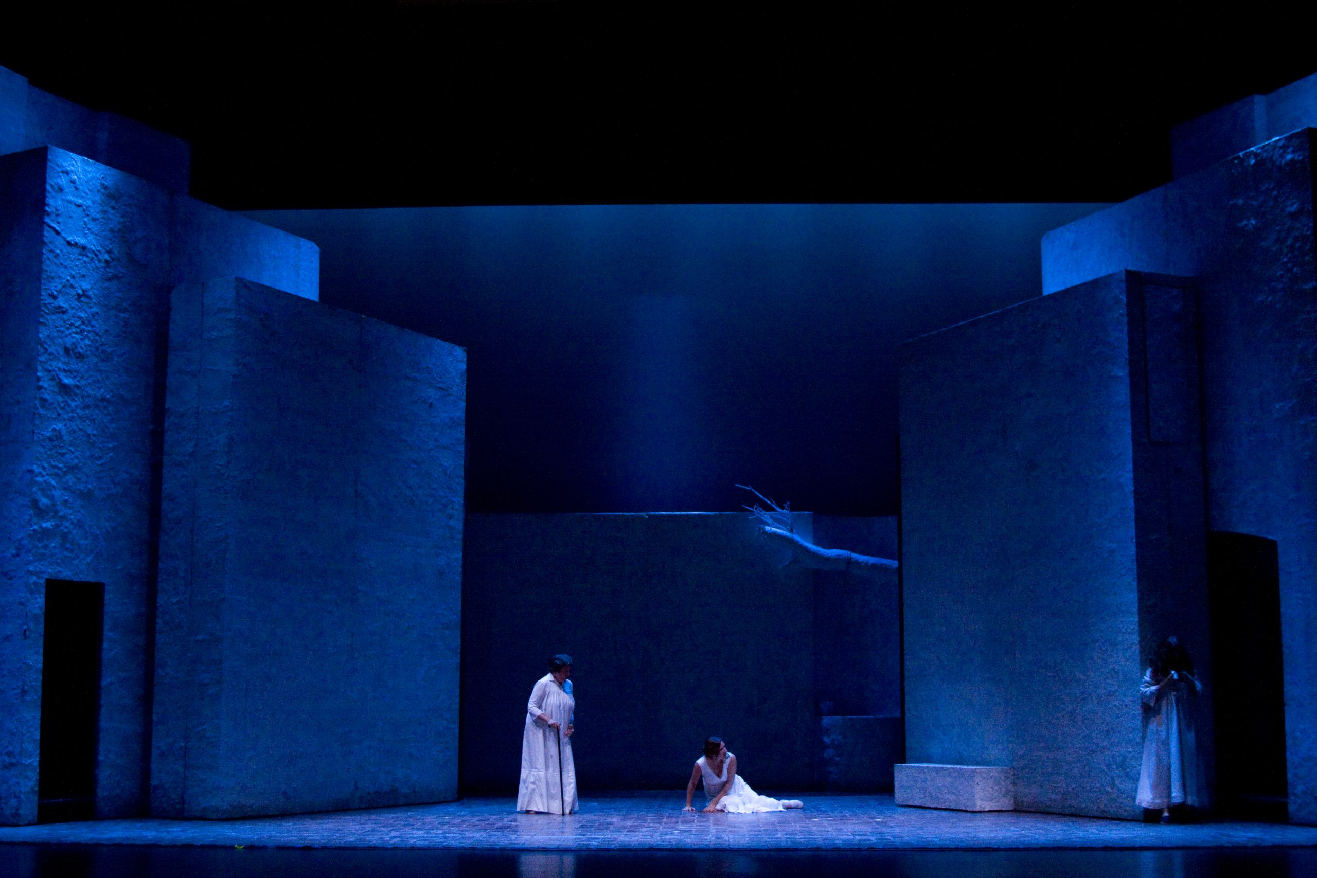 La-casa-de-Bernarda-Alba-20-Santander09-scaled